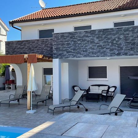 Villa Mira ***** Pinezići Kültér fotó
