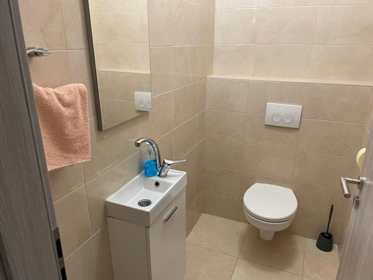 Villa Mira ***** Pinezići Kültér fotó