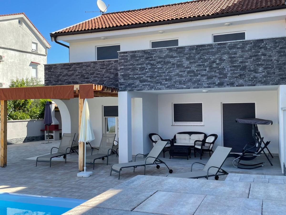 Villa Mira ***** Pinezići Kültér fotó